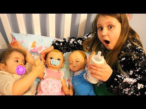 Kids Pretend Play Taking Care of 3 Babies feeding and night time routine video
