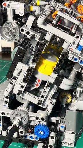 NifeliZ L6 Engine Model Kit Build - Cranking with Drill - Piston Let Go at High RPM