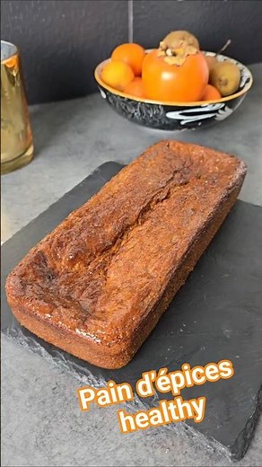 Pain d’épices healthy au petit épeautre | Moelleux, sans sucre raffiné.