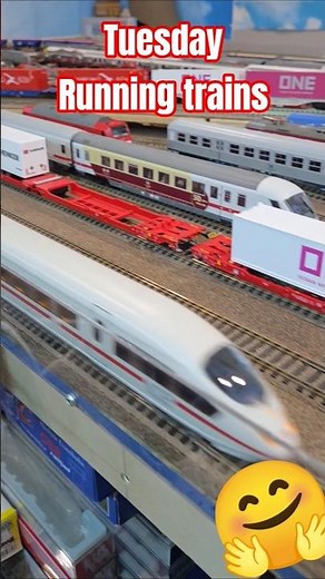 Modelleisenbahn H0 Trainspotting #trix #sudexpress #moba #modelrailroad #h0scale #shorts #trains