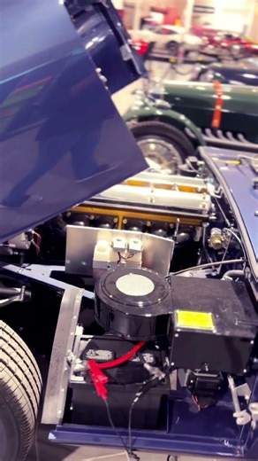 1966 Jaguar XKE Series I 💙 A Timeless British Icon | Classic Car Shorts