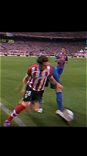 Nutmeg Skills Compilation in Football