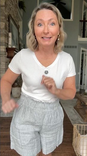 Must Have Linen Shorts for Spring & Summer #styleafter50