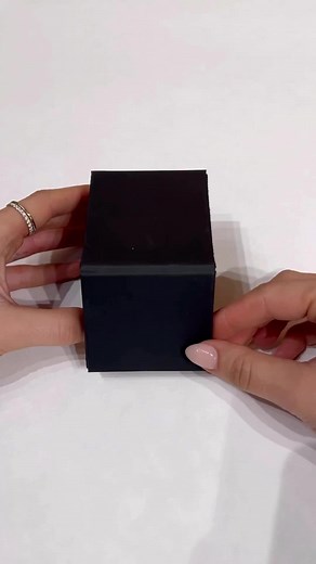 Every detail counts, including the thicker 2.5mm pavé band and pavé scallop bridge on this 6 carat Oval, giving this ring a full 360° sparkle✨ #eastwestgemco #moissanite #moissaniteengagementring #engagementring #ovalengagementring