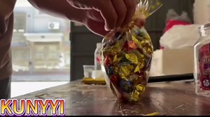 Red Cellophane Treat Bags - 100Pcs Cello Bags Resealable 6x9 Inch Candy Favor Bags for Parties, Holidays, Snacks Goodie Gifts Party