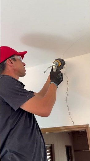 Tratamento de trincas na parede #obra #construção
