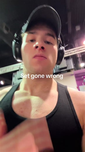 Set gone wrong pushed to hard #gym #traininghard #failure #sbl #flex
