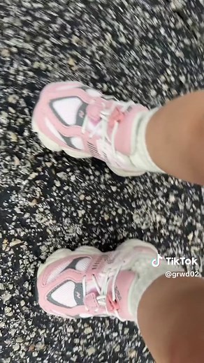 Cute Toddler New Balance 9060 Pink Shoes | Toddler Mom TikTok