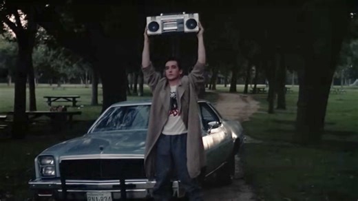 John Cusack's Iconic Boom Box Scene in "Say Anything": The Story Behind Its Creation – Archyde