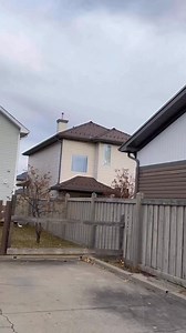 This tip is VERY handy for doing estimates. There are many ways to find the roof slope, this is a quick and easy way without having to go up to or on to the roof. If you didn’t know this, I hope that this video was helpful. . . . . . . . . . #roofpitch #roofslope #construction #roofing #roofangle #constructiontip | JosephinetClementine