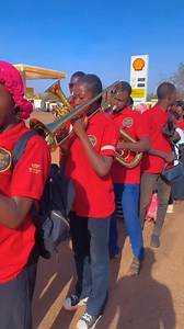 « Comment faire pour vous avoir à un événement ? » C’est une question qui revient toujours dans les commentaires et la réponse est très simple: 📞 Il suffit de nous contacter directement par appel ou via WhatsApp aux numéros suivants : 72 21 95 97/ 72 97 80 16 / 68 40 08 63 Nous échangerons, et nous accorderons sur les modalités. 📍 Nous sommes situés à Boulmiougou juste devant naapougo Au plaisir de collaborer avec vous pour un événement réussi et mémorable. #StarsEverywhere Fanfare de Boulmiou