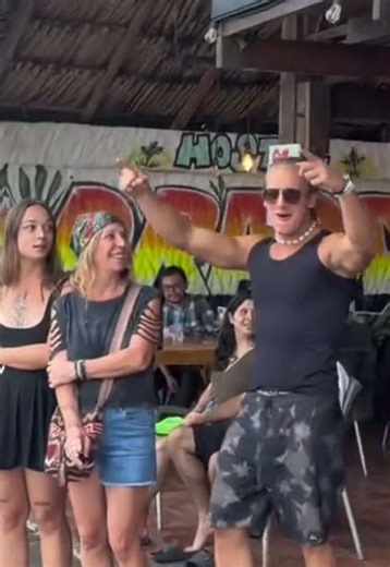 Día 1 de Surf en el Mar de Leva Colombia