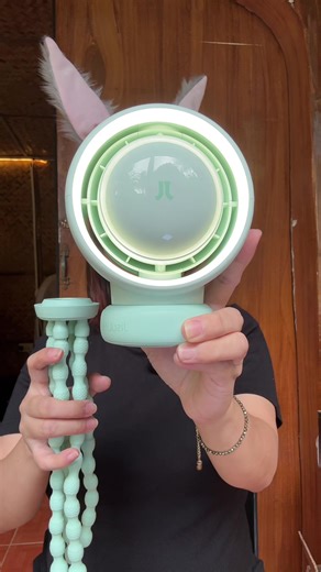 Jisulife Stroller Fan: The Ultimate Portable Cooling Solution