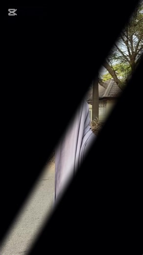 If I don’t sort your fashion needs who will?? 😫🥰💅🎉. . . . . Ready to wear vendor in Abuja ready to wear fashion Street fashion vendor Edgy fashion Uncommon fashion items. #readytowear #readytowearcollection #fypp #viralcampaign