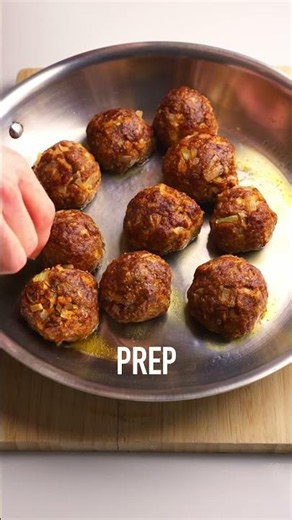 healthy high protein meal prep pasta spaghetti and meatballs for muscle growth and weight loss