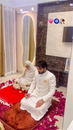 Sohar biwi ki Mohabbat aur Namaz 💞 | #sohar #biwi #islamicvideo #trending #ytshorts #Namaz #wife