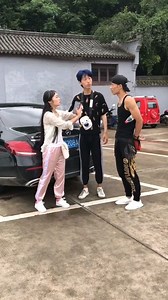 一遍你就会看懂，如果看不懂那就看两遍