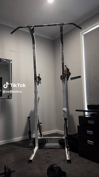 Feeling like spiderman 🕸️@Breathedivinity code: PHOENIX 🐦‍🔥| NEW drop 15/12/25 | #fitness #calisthenics #gym #trend #viral