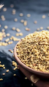 Bonne pour les cheveux ou encore la peau, l'huile de fenugrec est un véritable atout beauté ! Pour tout savoir sur ses bienfaits, c'est juste ici. 👀 | Doctissimo