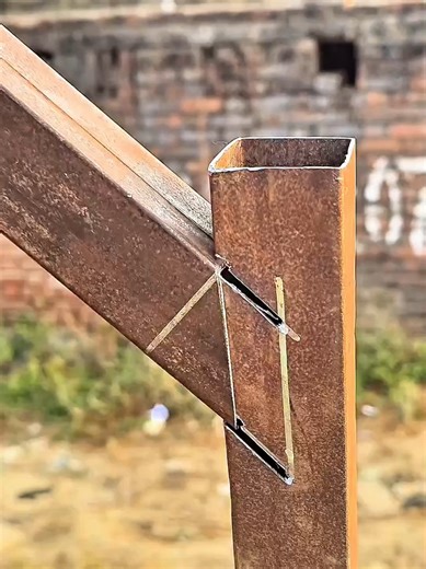 Metalworking ASMR: Skillful Cutting and Welding Techniques