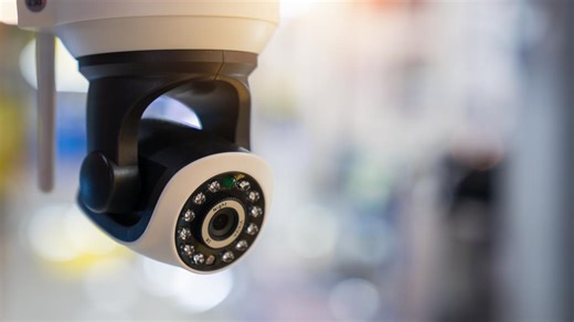 Protejarea vieții private a fost extinsă și în afara locuințelor. Senatul a modificat Codul Penal