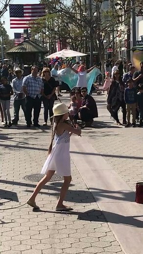 How beautiful she played "Despacito" and amazed a big crowd