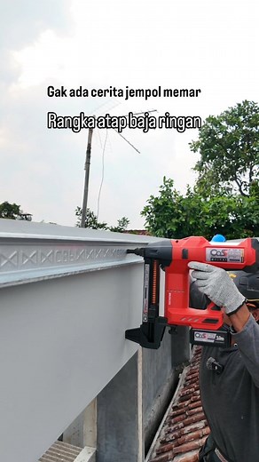 191K views · 2.8K reactions | Jempol biru karena kecium palu! Gak lagi deh | Disabilitas punya cara | Facebook