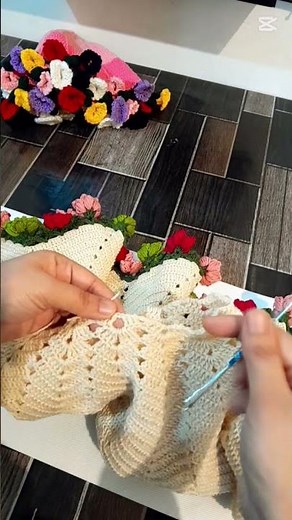 Easy Crochet Poncho for Beginners | Beautiful Crochet Flower Poncho 🌸