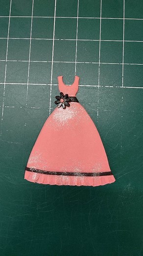 22K views · 694 reactions | How to make girl dress with fondant / fondant dress . . . Hi this is the easiest way to make fondant dress . . . #fondant #fondantdoll #fondantdress #fondantfigurine #caketopper #cake #cakes #chocolate #baking #cakeart #cakeartist #cakedesign #cakedecorating #gumpaste #modellingchocolate | Antony Bidesh | Facebook