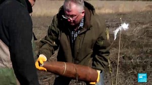 Ukraine's deadly fields: Farmers risk their lives to grow crops