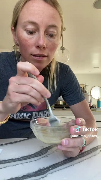 Creative Ways to Use Tahini in Healthy Snacks