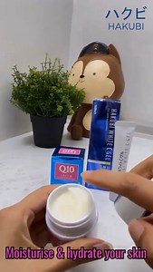 ✨ Discover the beauty secret from Japan with Hakubi White C Gel & Q10 cream! ✨ Let this skincare treasure brighten your skin and boost your confidence, revealing a radiant glow from within. Embrace the secret to timeless beauty and shine every single day! 🌸 ✨ 探索来自日本的美肌秘诀——Hakubi White C 凝胶 和Q10 面霜！✨ 它能够提亮肌肤，提升自信，让你的光彩从内而外绽放。拥抱这美丽秘诀，让你每天都光彩照人！ 🌸 "✨ Temui rahsia kecantikan dari Jepun dengan Hakubi White C Gel dan Q10 cream! ✨ Ayuh jadikan khazanah penjagaan kulit ini sebagai pilihan untuk mencer