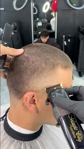 High Taper Fade Tutorial 🔥 Barber Step by Step with ASMR Sounds!! 💈 ✨ Take Notes 🎶
