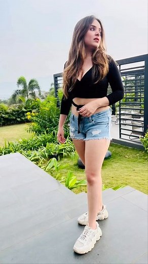 Simran on Instagram: "Wherever you are, whatever you do, be in love 🫶🏻"