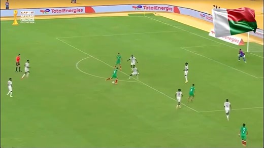 Mirehareha isika fa Malagasy! 🇲🇬 Alefa Barea e! ⚽🔥 | Tsara News