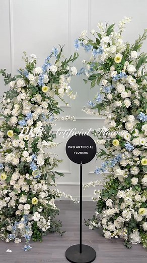 ARCH511🤍💚Custom-designed blue-green forest-themed horn arch💎Popular color combinations for winter weddings 💍www.dkbflower.com💍 #dkbflower #dkbcrafts #flowerarch #weddingarch #eventbackdrop #weddingbackdrop #eventarch | Artificial flowers（Fengqiu zhaogang silk flower factory）