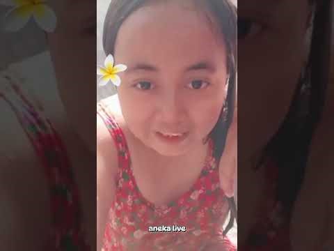 Cewek live mandi chalange