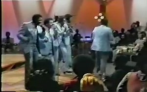 The Spinners Live "Could It Be I'm Falling In Love" 1973 #classic 🔥🔥🔥 | Throwback Music and New School Flavor