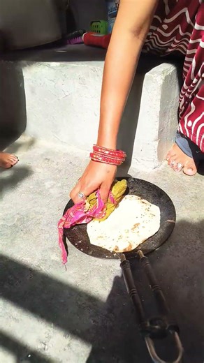 gundagardi Hai Hay garmi hay garmi 🥰🥰#shorts #shortsvideo #youtubeshort #trendingshorts #viralvideo