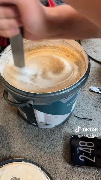 Enhance Your Paint with Glitter Easy Tips