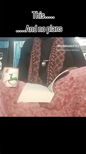 Just me, book, and nowhere to be#bookreels#readersofinstagram#bookishlove#fictionalworld#readinglife