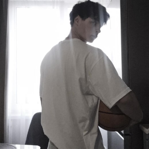 Discover Frama Fashion: Unique Styles and Trends