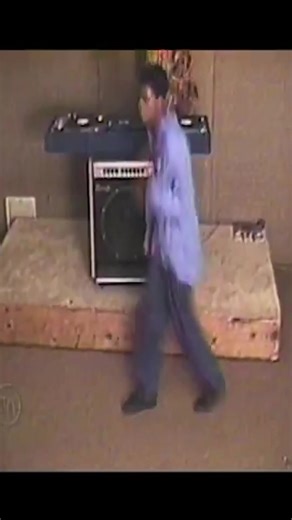 Ain't No Future in Yo Frontin - MC Breed. off his 1991 album MC Breed & DFC #forevermonday #fmchannel #fmrap #rap #hiphop #flintmichigan #mcbreed #dfc #gfunk #90s #music #90smusic #90srap #90shiphop #throwback