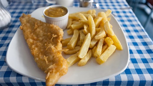 'Amazing' Scots chippy minutes from football stadium up for sale for under £35k