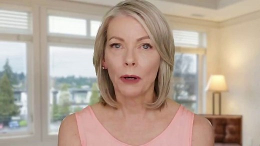 Luminess Breeze TV Spot, 'Handheld 2-in-1: Free Gifts'