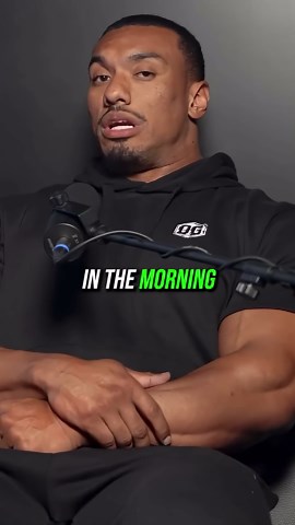 Why Bodybuilders Get BAD ACNE