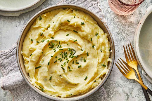 12 Ways To Upgrade Your Mashed Potatoes