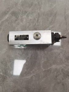 [Hot Item] Original Parker Hydraulic Control Valve Pvcmefcn3X5932 Pmde Chemnitz PVC Pvcr Pvcm Pvcmefcn