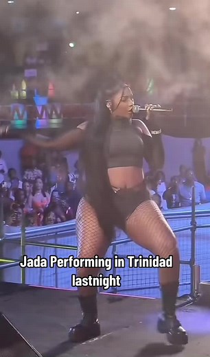 Jada Kingdom Twerking at Caribbean Party | Dancehall Daggering Performance