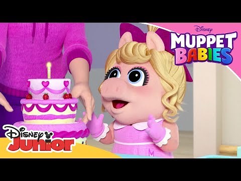 Piggy's Time Machine ⏳ | Muppet Babies | Disney Junior Arabia